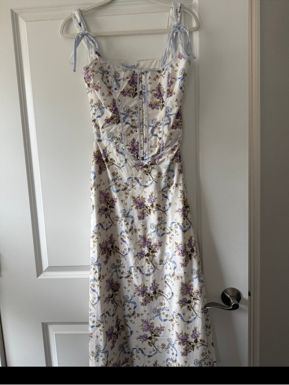 House of CB Off White Floral Midi Skirt - Picture 2 of 5